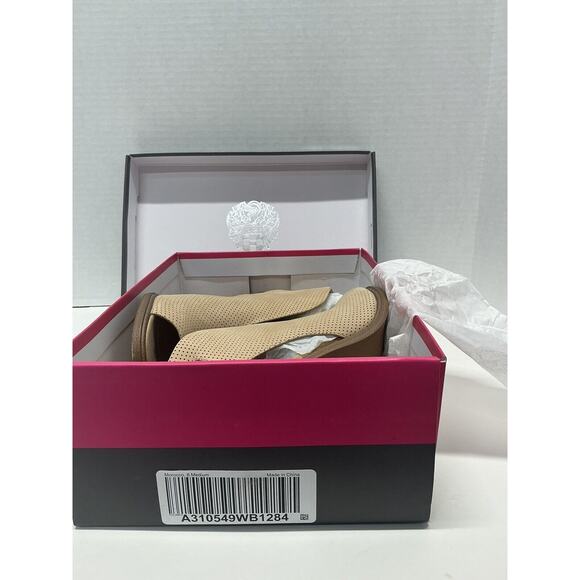 Vince Camuto Suede Front V-Cut Peep Toe Booties Kalei Morocco Sz 8 - Picture 3 of 8